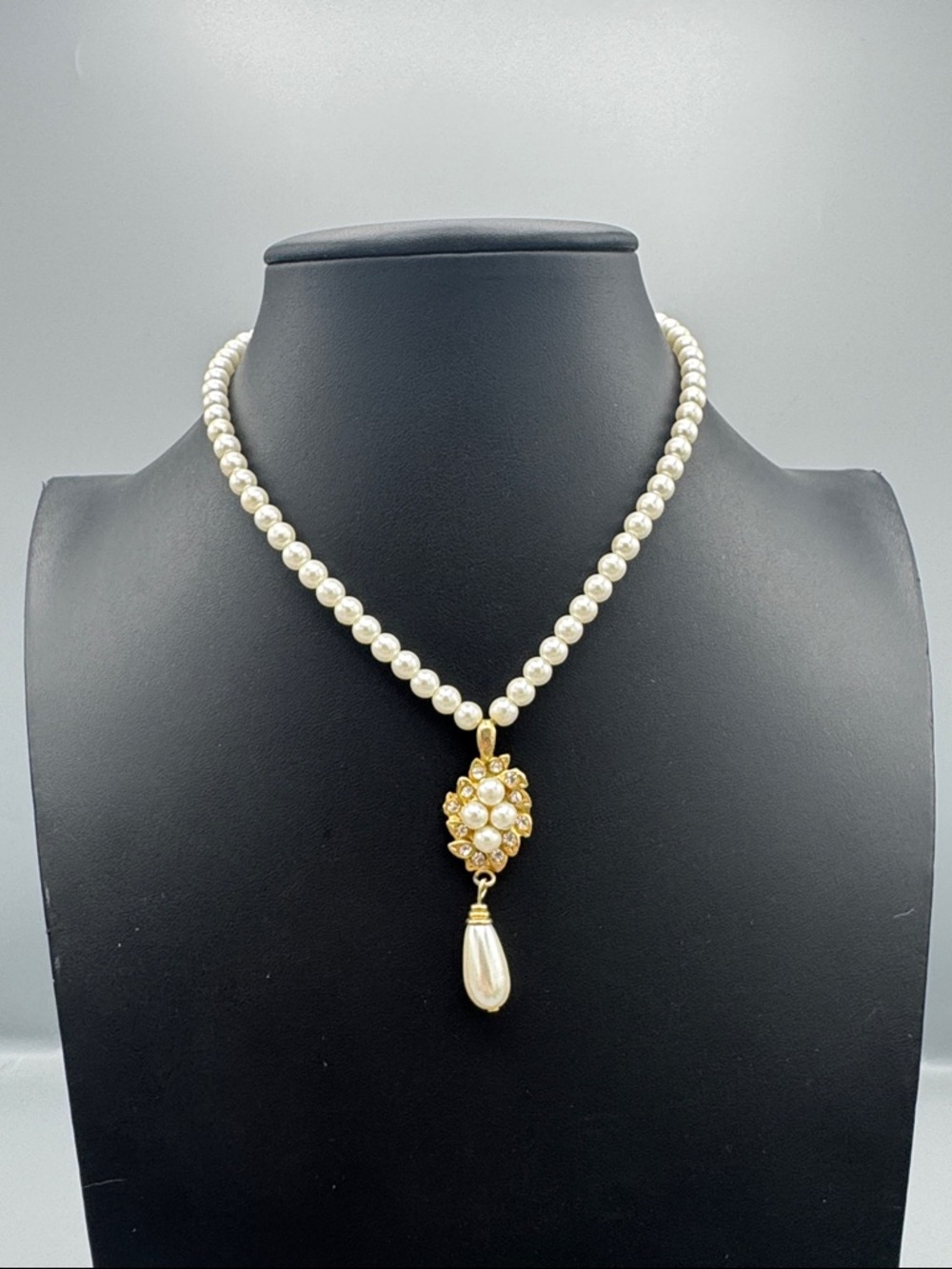 Faux Pearl Necklace with Gold Tone Filigree Drop Pendant
